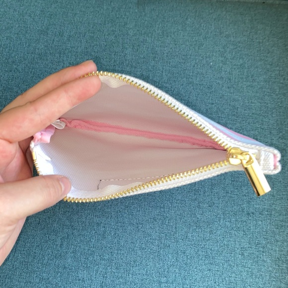 Vineyard Vines Canvas Bags - Picture 5 of 6